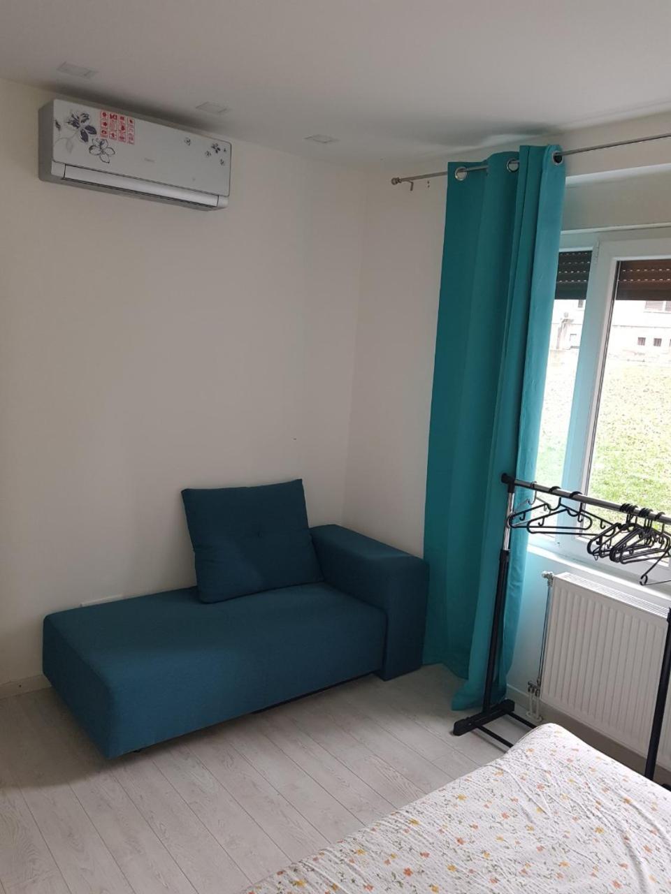 Asya Blue Apartment Belgrado Buitenkant foto