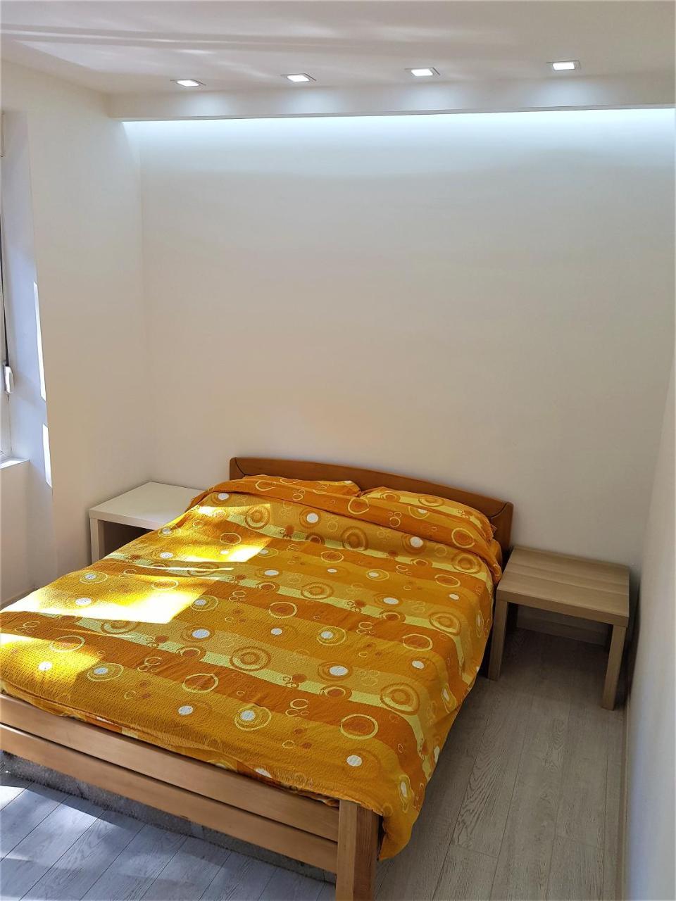 Asya Blue Apartment Belgrado Buitenkant foto